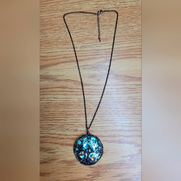 Tree of life intertwined necklace - peacock coloured pendant Bronze colour chain - Picture 2 of 5